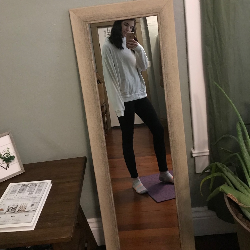 White fabletics hoodie
